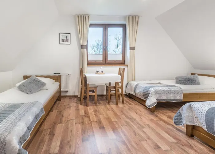 Pietrasowka 住宿加早餐酒店 3*